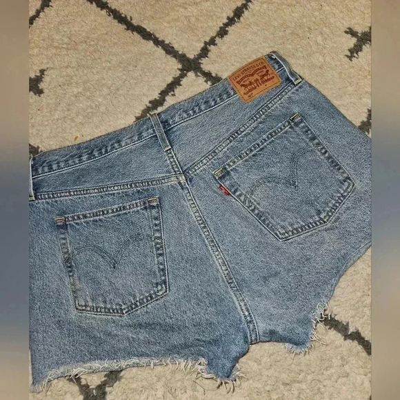 Levi's Pants - Levis 501 size 33